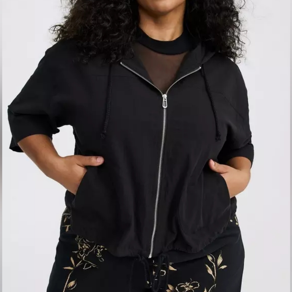 Torrid Black Woven Cotton Hooded Full Zip Short Sleeve Hoodie 18/20 2X Nwt - Picture 2 of 7